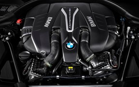 BMW M550i xDrive BMW M550i xDrive