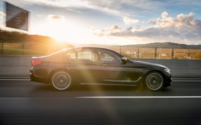 BMW M550i xDrive BMW M550i xDrive