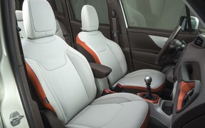 Jeep Renegade int