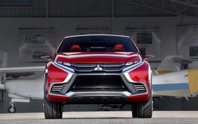 Концептуальный кроссовер Mitsubishi XR-PHEV I Концептуальный кроссовер Mitsubishi XR-PHEV I