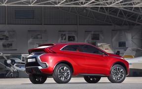 Концептуальный кроссовер Mitsubishi XR-PHEV I Концептуальный кроссовер Mitsubishi XR-PHEV I