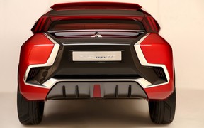 Концептуальный кроссовер Mitsubishi XR-PHEV I Концептуальный кроссовер Mitsubishi XR-PHEV I