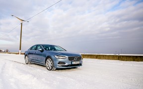 Volvo S90