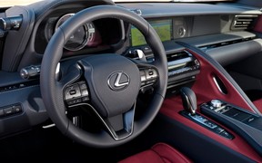 Lexus LC int