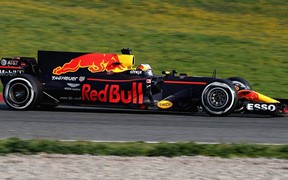 Red Bull RB13