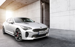 KIA Stinger ext