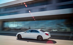 Обновленный Мерседес S-класса Обновленный Мерседес S-класса