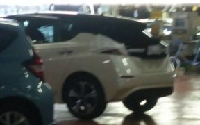 Nissan Leaf spy