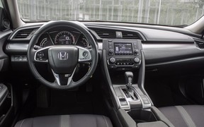 Салон Honda Civic