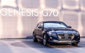 Genesis G70