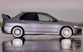 Mitsubishi Lancer Evolution IX