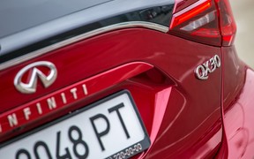 Infiniti_QX30_ext