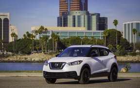 nissan kicks