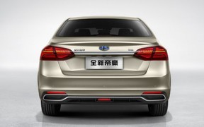 Geely Emgrand 7