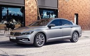 Придивитись новий Volkswagen Passat на AUTO.RIA