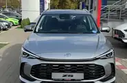 Shorts video MG ZS LUX