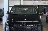 Shorts video Hyundai Staria Top