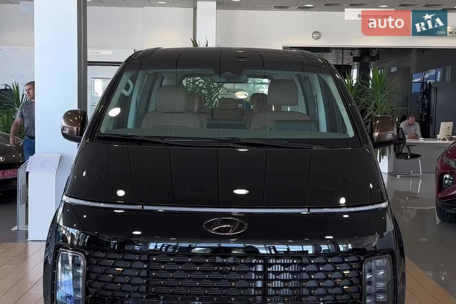 Hyundai Staria - відеоповідомлення