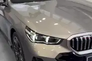 Відчути авто M Sport