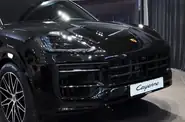 Shorts video Porsche Cayenne Black Edition