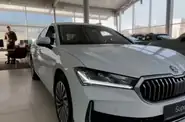 Shorts video Skoda Superb Laurin & Klement