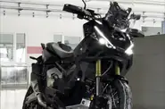 Shorts video Honda X-ADV 750 Base