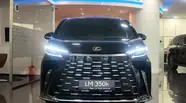 Shorts video Lexus LM Luxury