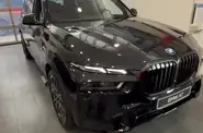Shorts video BMW X7 M Sport