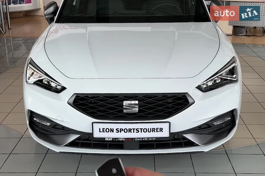 SEAT Leon - відеоповідомлення