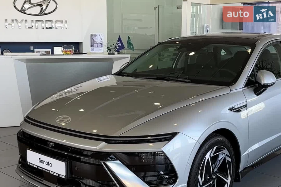 Hyundai Sonata - відеоповідомлення