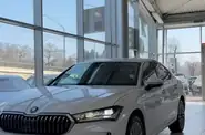 Shorts video Skoda Superb Laurin & Klement