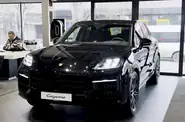 Shorts video Porsche Cayenne Black Edition