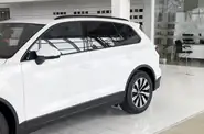 Shorts video Volkswagen Touareg Silver