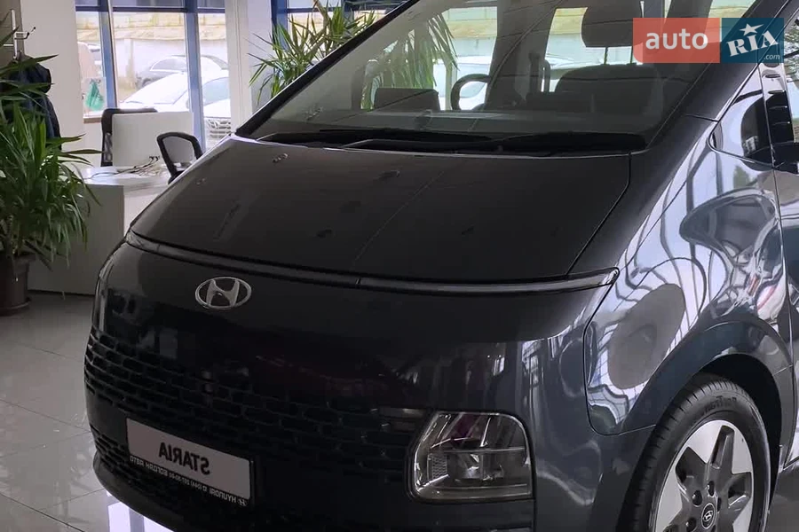 Hyundai Staria - відеоповідомлення
