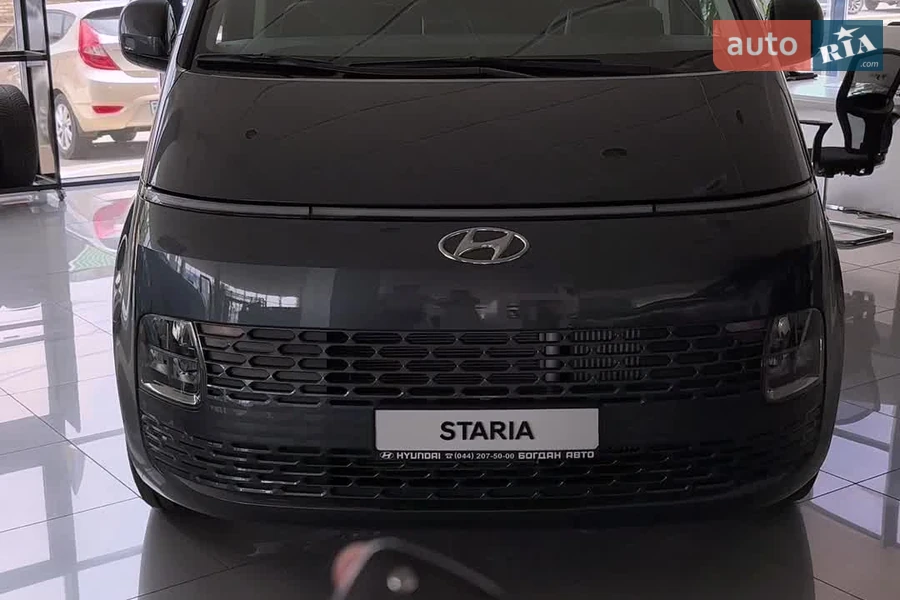 Hyundai Staria - відеоповідомлення