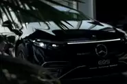 Shorts video Mercedes-Benz EQS Base