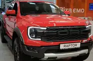 Shorts video Ford Ranger Raptor Base