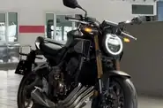 Shorts video Honda CB 650R Base