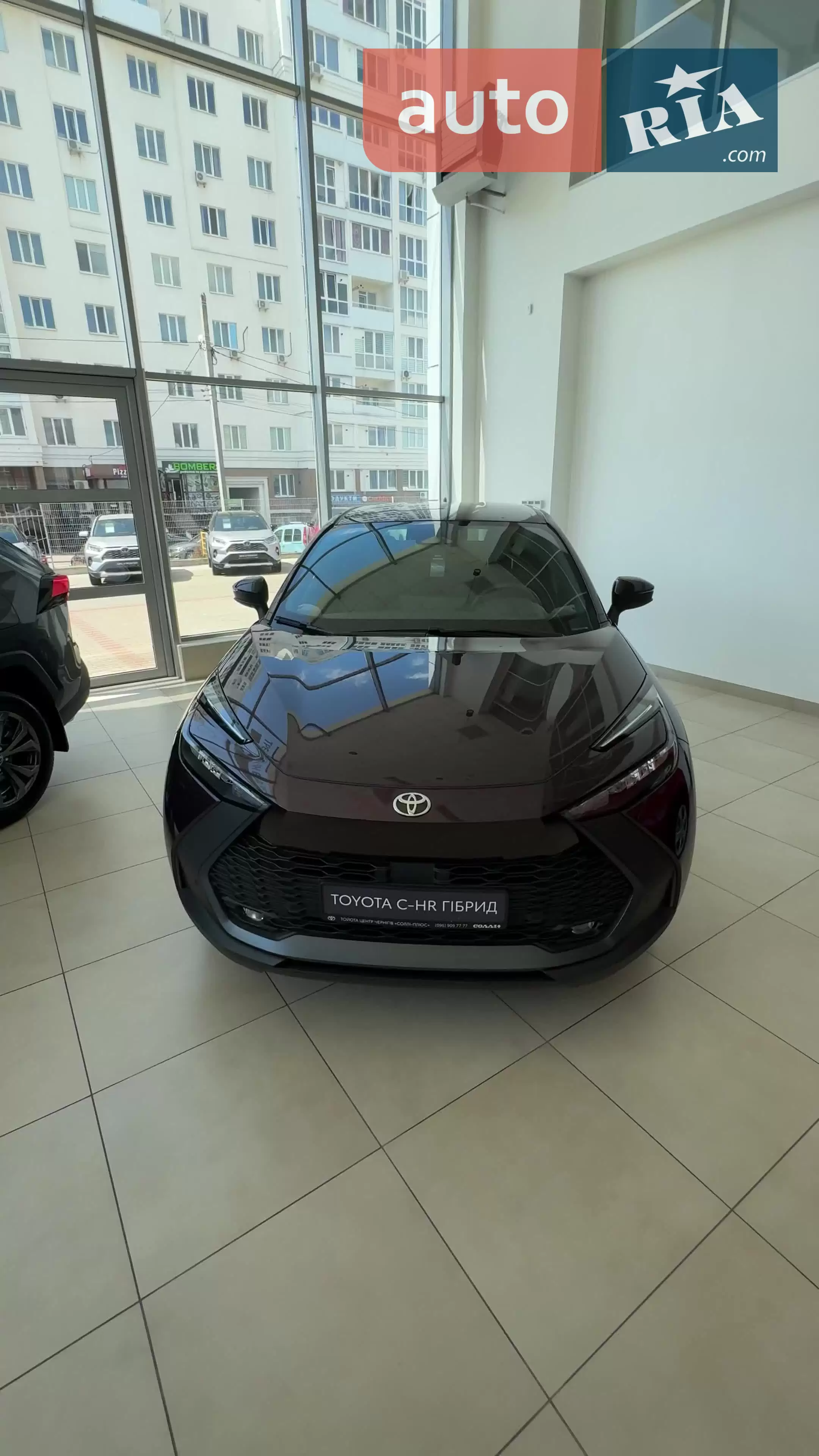 Почувствовать Toyota C-HR 2024