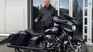 Shorts video Harley-Davidson Street Glide Base