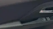 Shorts video MG ZS LUX