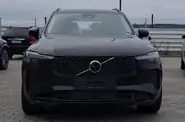 Shorts video Volvo XC90 Ultra Dark
