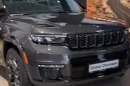 Shorts video Jeep Grand Cherokee Summit  Reserve