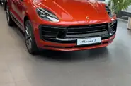 Shorts video Porsche Macan Base