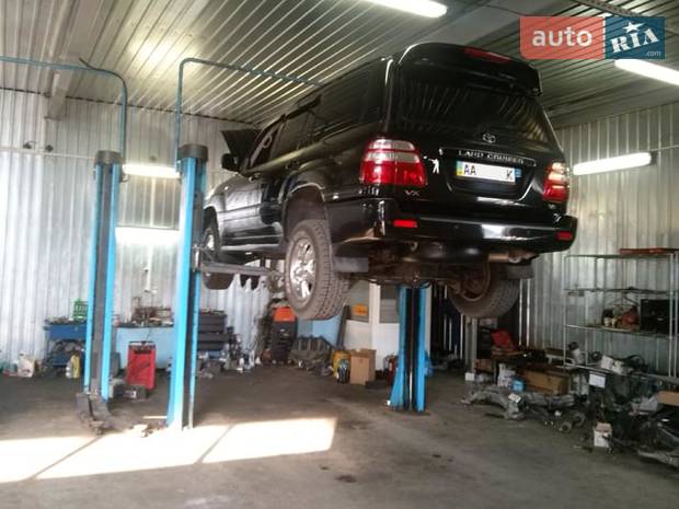 Автоцентр на Карельском Автоцентр на Карельском