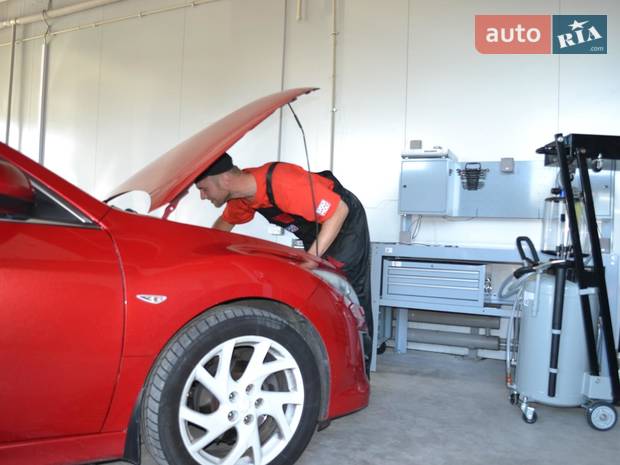 Autoservice Maslenka Позняки Autoservice Maslenka Позняки