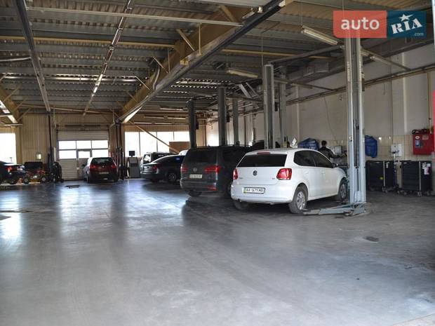 ТОВ «Карпати Автоцентр» ТОВ «Карпати Автоцентр»