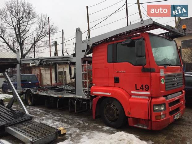 autototallogistic autototallogistic
