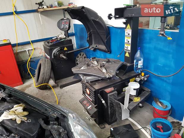 CAR HELP SERVICE SRL CAR HELP SERVICE SRL