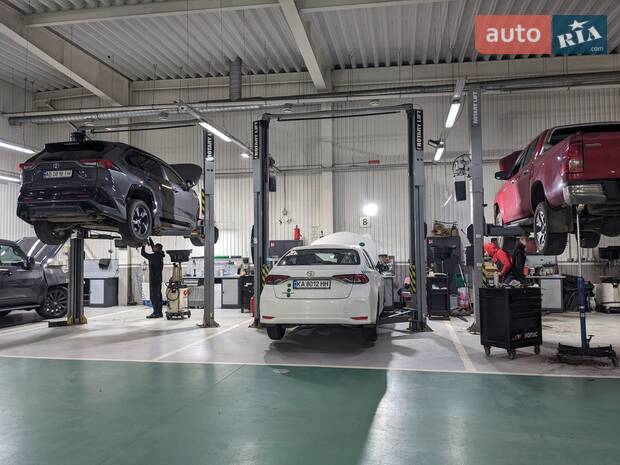 Сервісний Центр Тойота Центр Вінниця "Преміум Мотор"